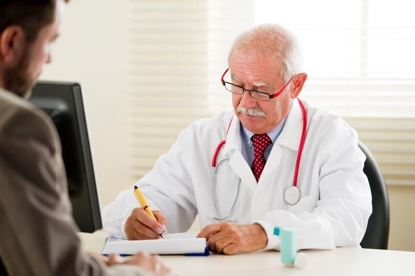 The doctor prescribes drugs for the treatment of prostatitis